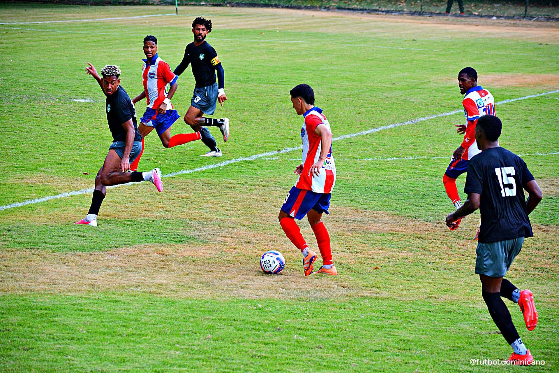 DelfinesVsJarabacoa-futboldominicano.com7K1_0091