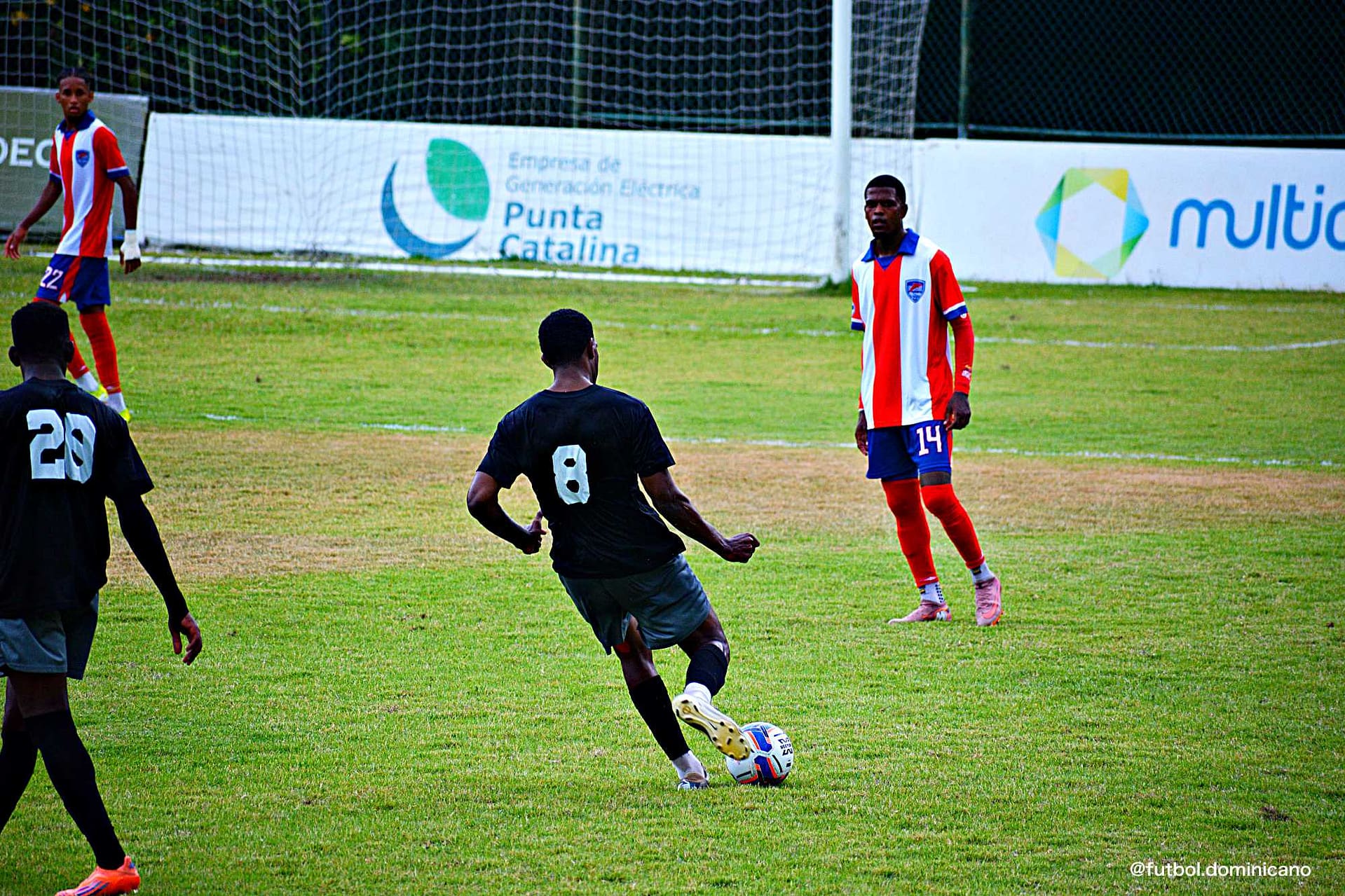 DelfinesVsJarabacoa-futboldominicano.com7K1_0120