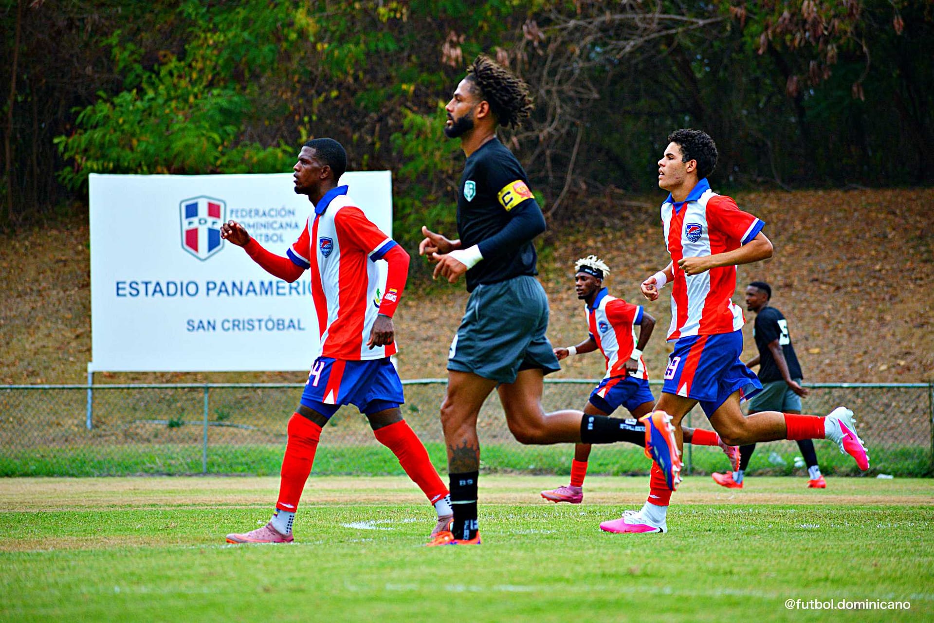 DelfinesVsJarabacoa-futboldominicano.com7K1_0224