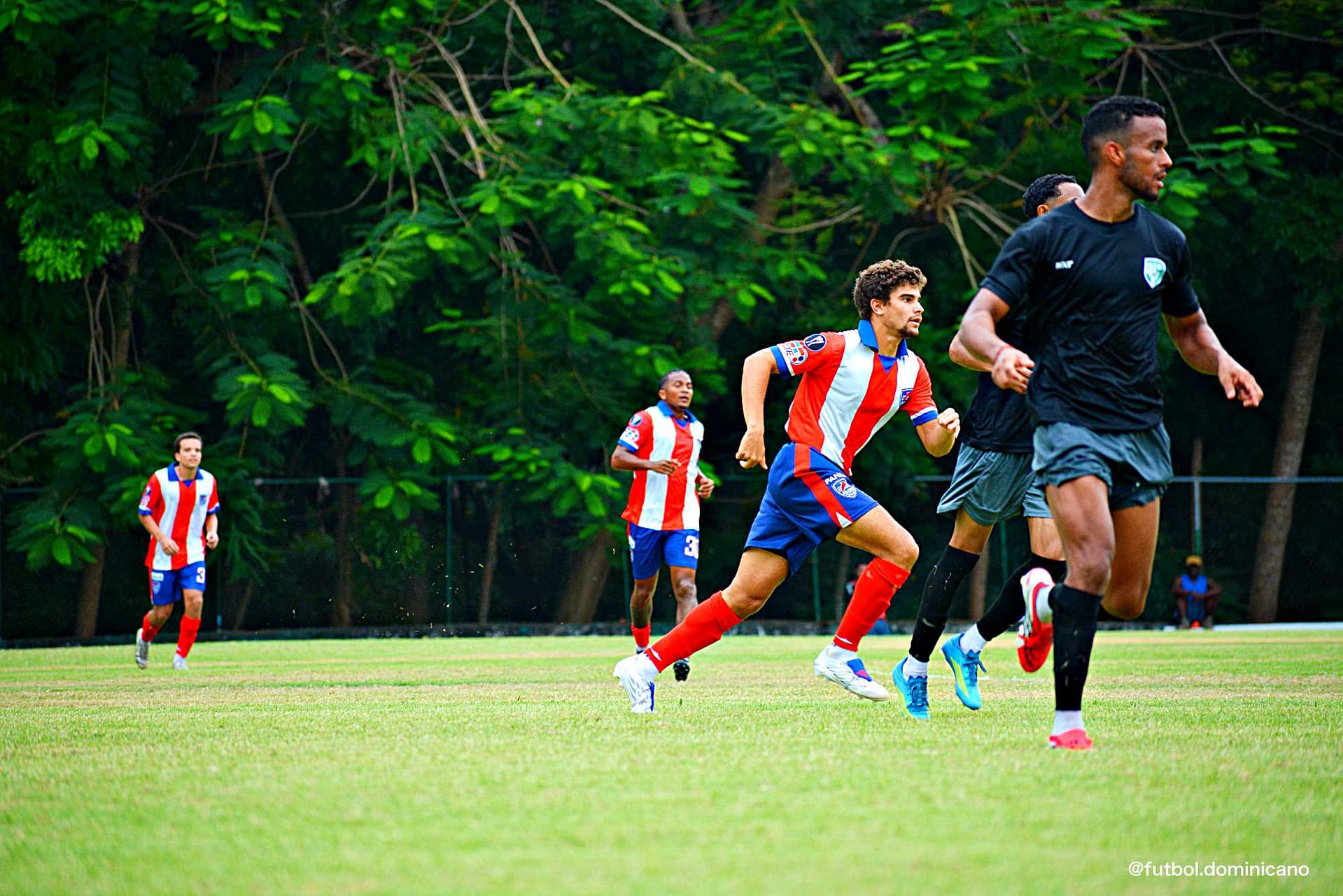 DelfinesVsJarabacoa-futboldominicano.com7K1_0225
