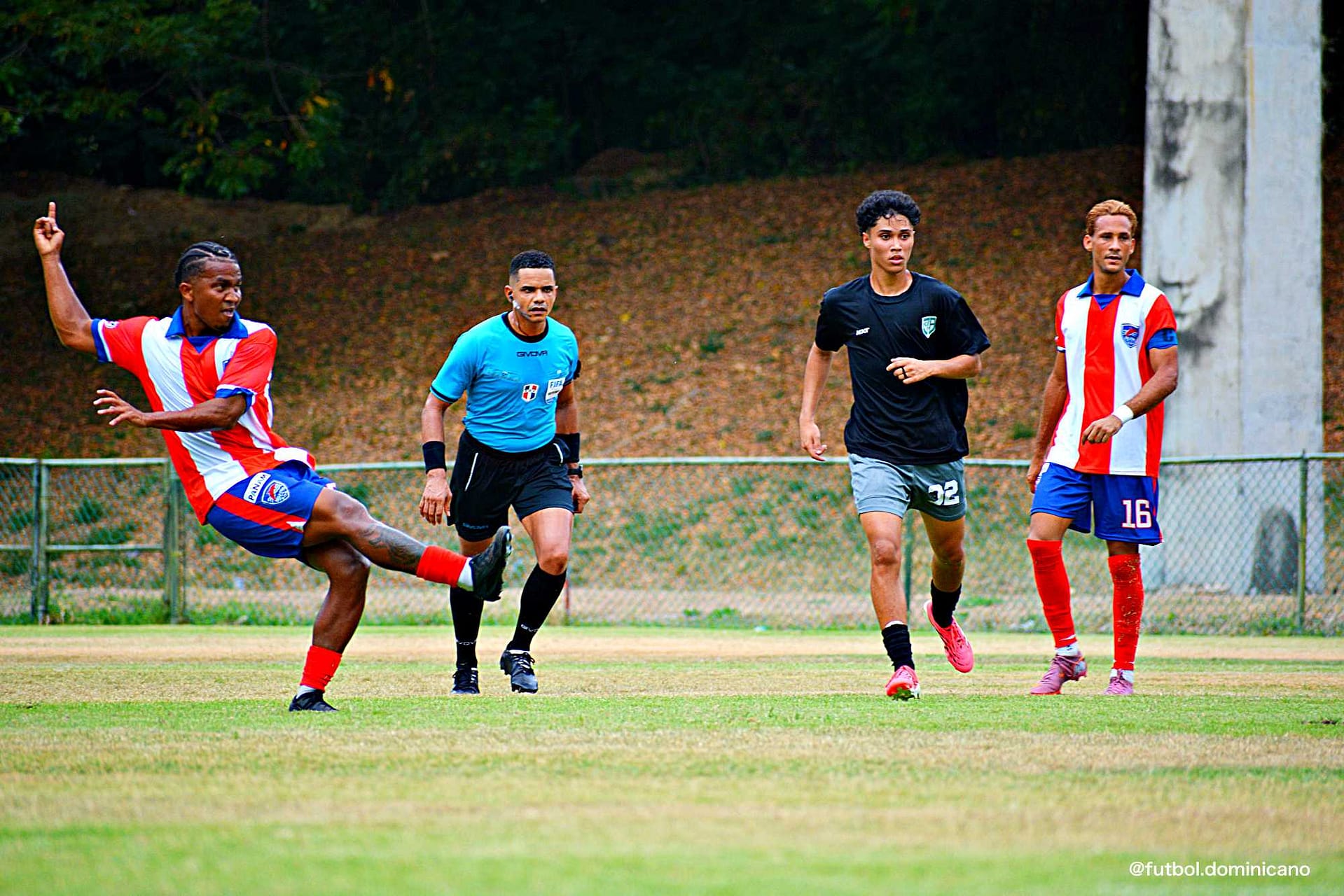 DelfinesVsJarabacoa-futboldominicano.com7K1_0238