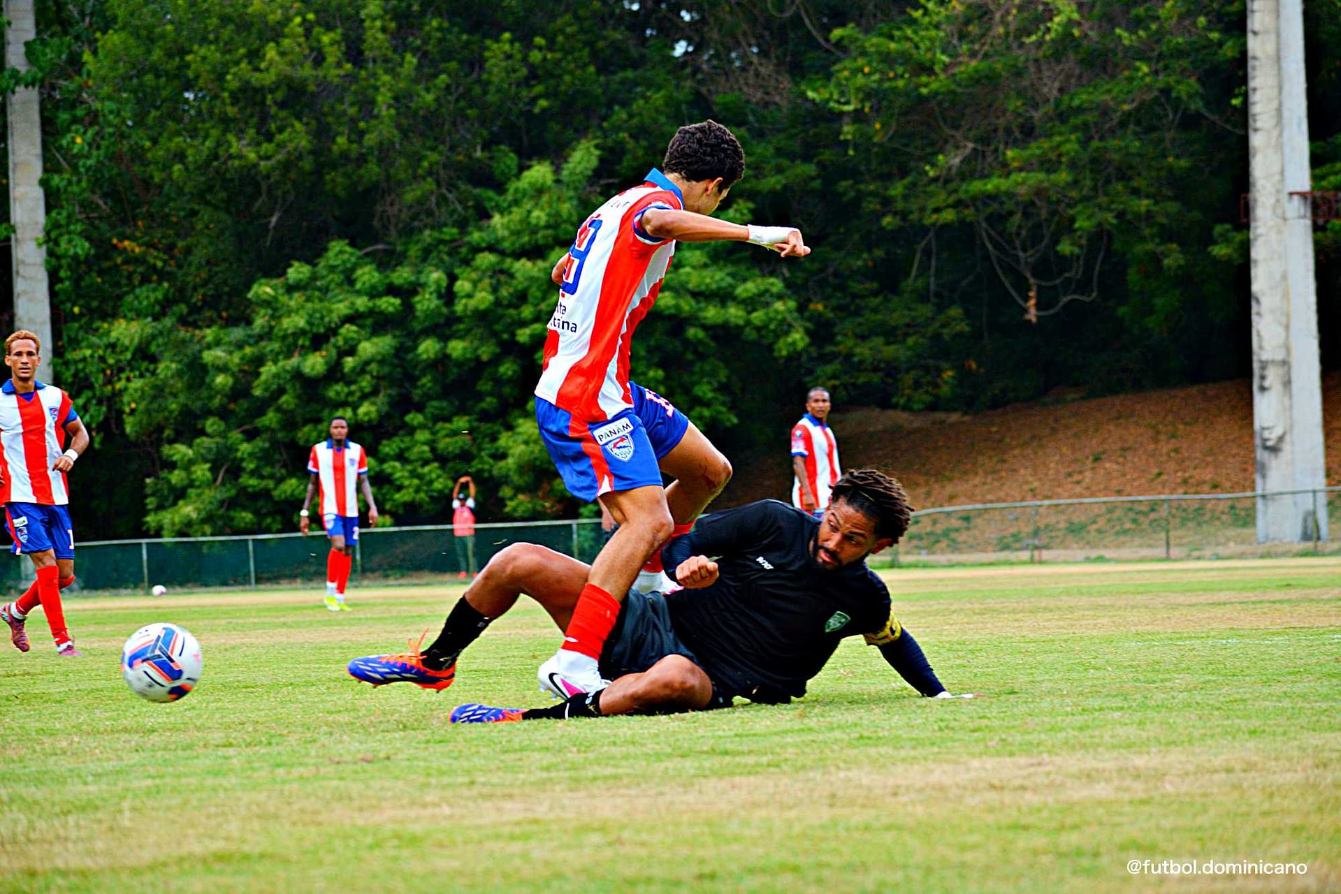 DelfinesVsJarabacoa-futboldominicano.com7K1_0248