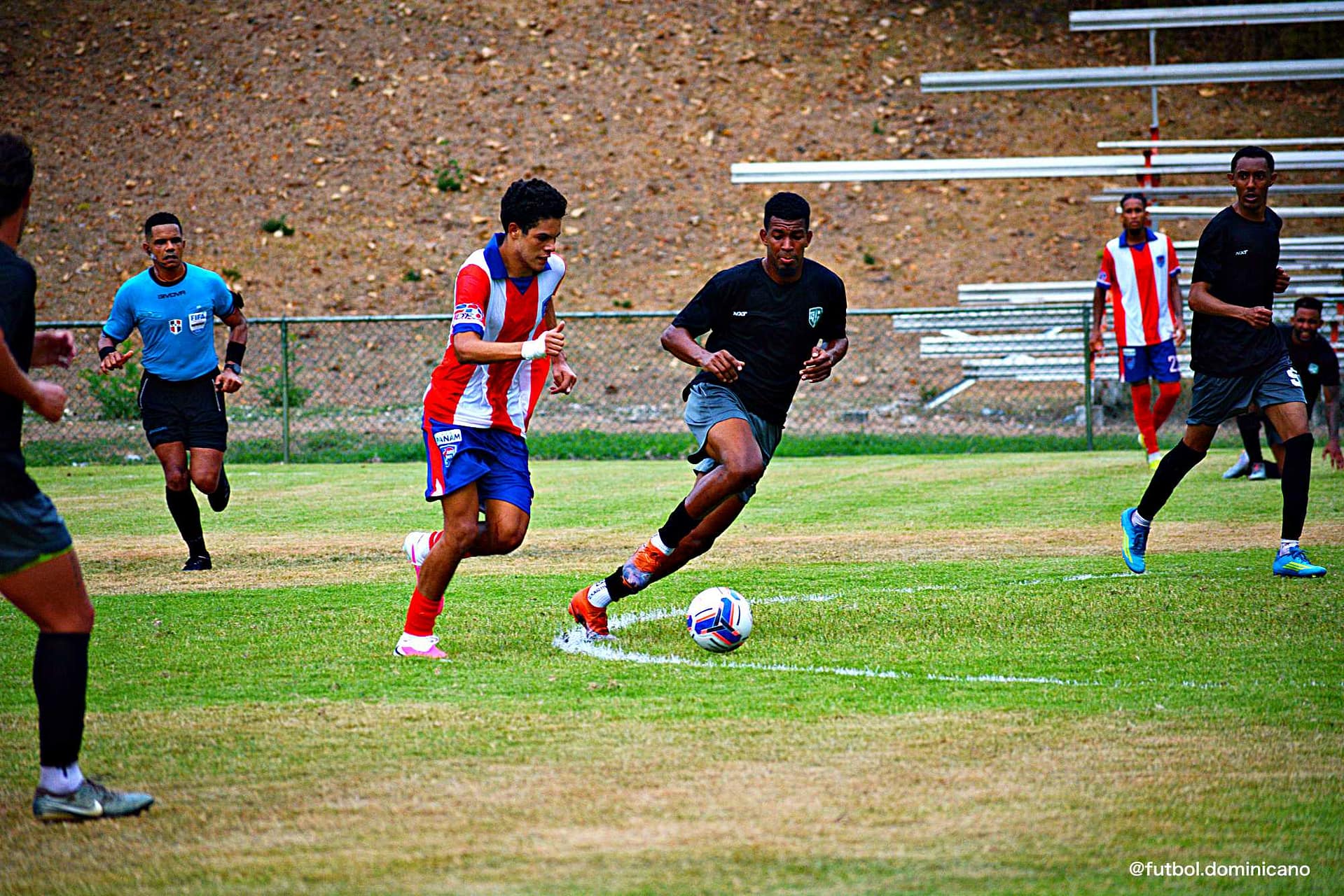 DelfinesVsJarabacoa-futboldominicano.com7K1_0323