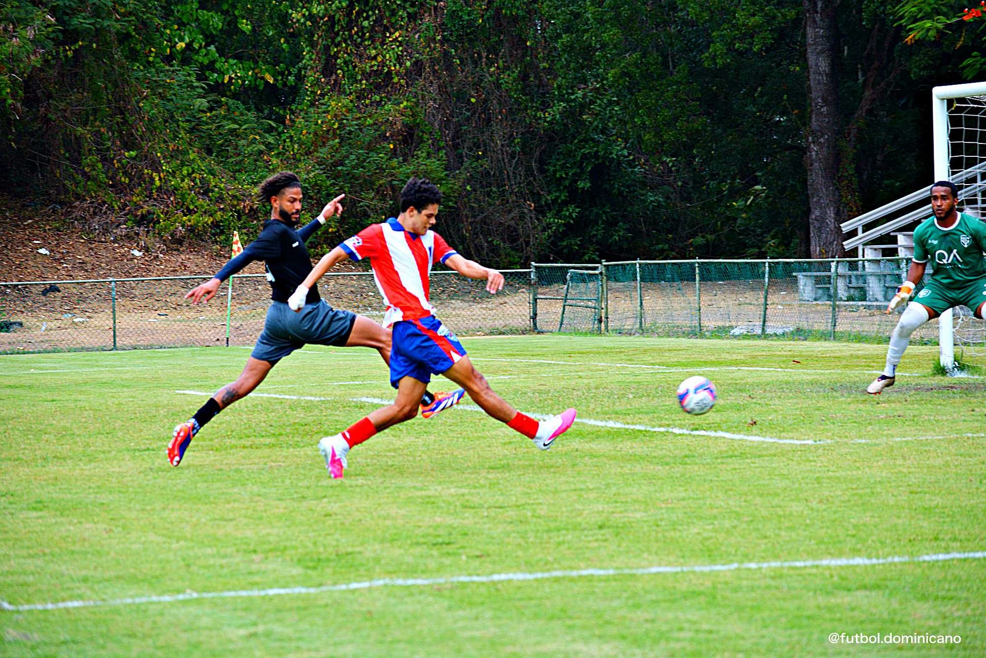 DelfinesVsJarabacoa-futboldominicano.com7K1_0326