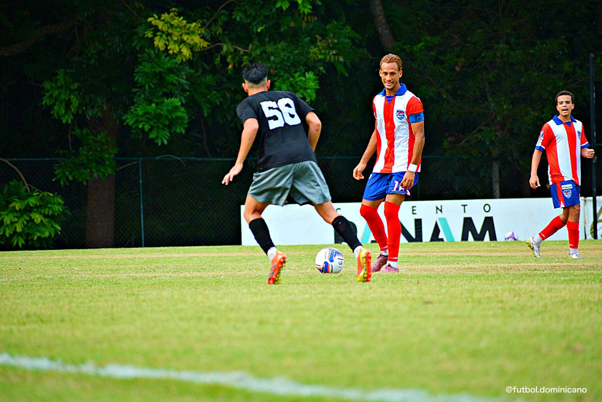 DelfinesVsJarabacoa-futboldominicano.com7K1_0175