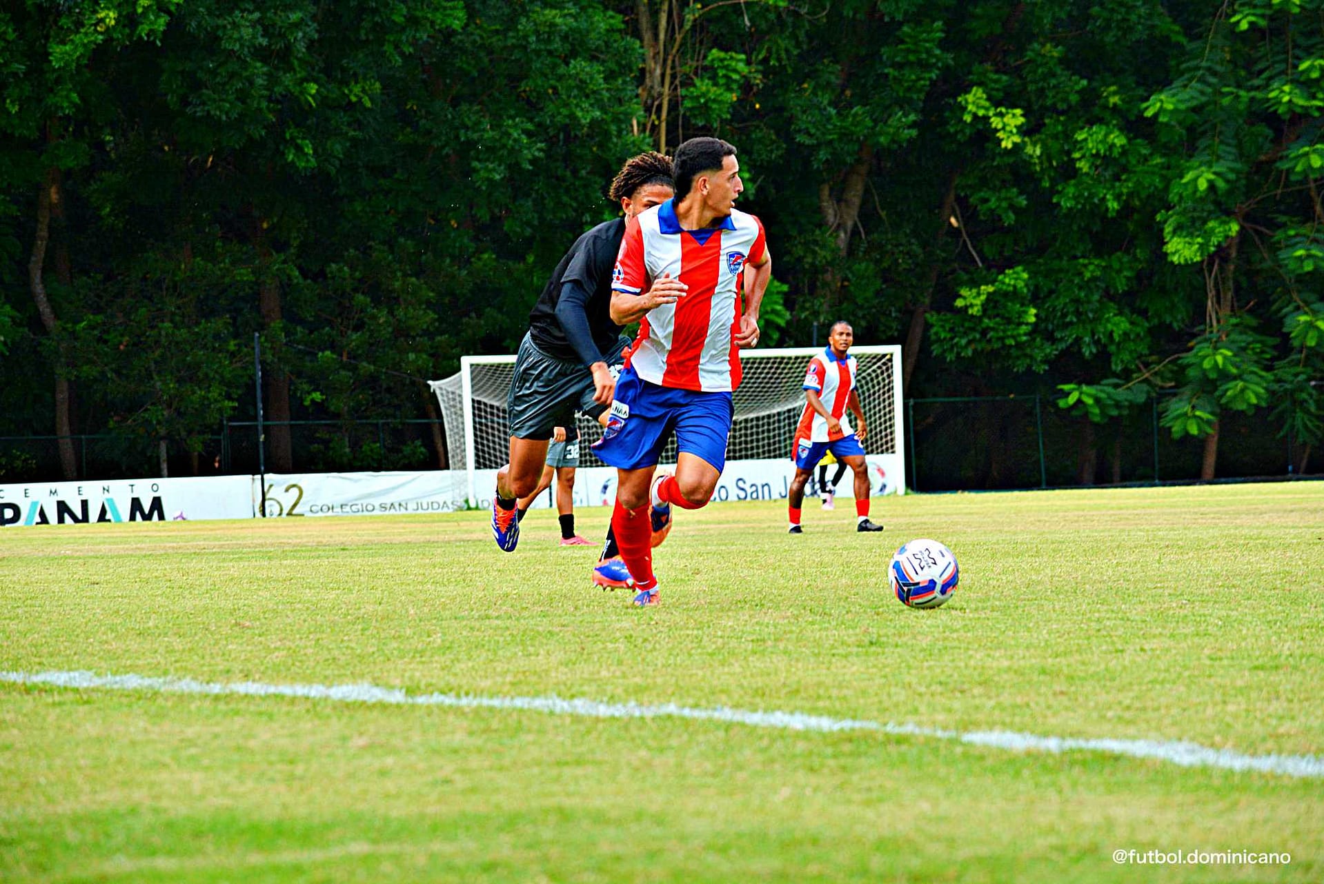 DelfinesVsJarabacoa-futboldominicano.com7K1_0179
