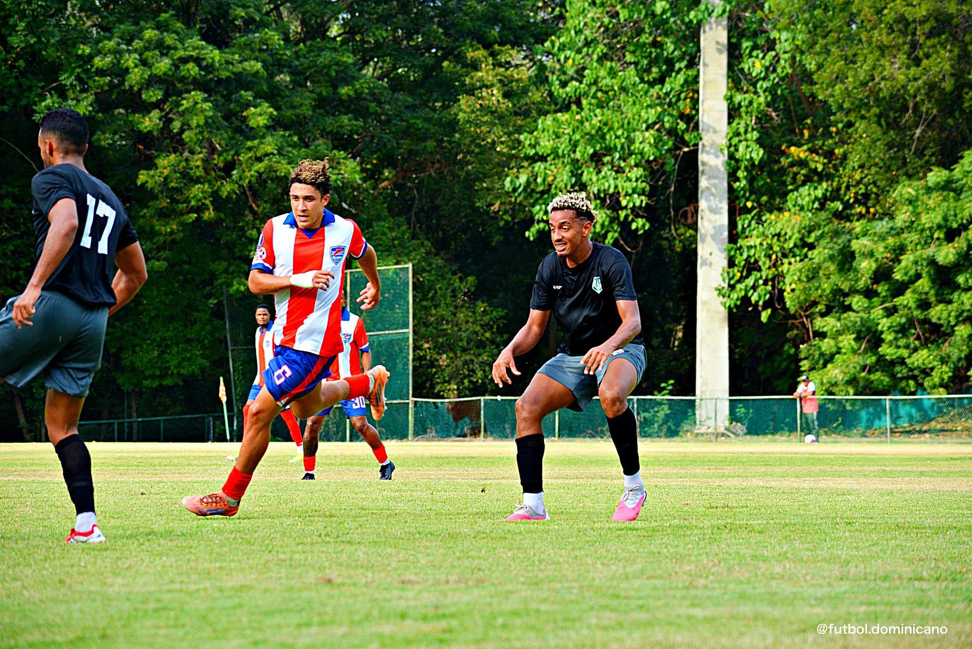 DelfinesVsJarabacoa-futboldominicano.com7K1_0184