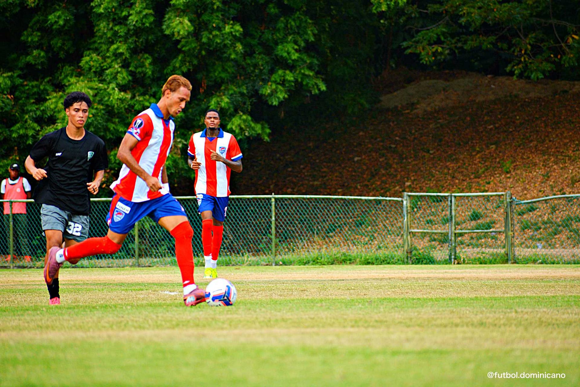 DelfinesVsJarabacoa-futboldominicano.com7K1_0190