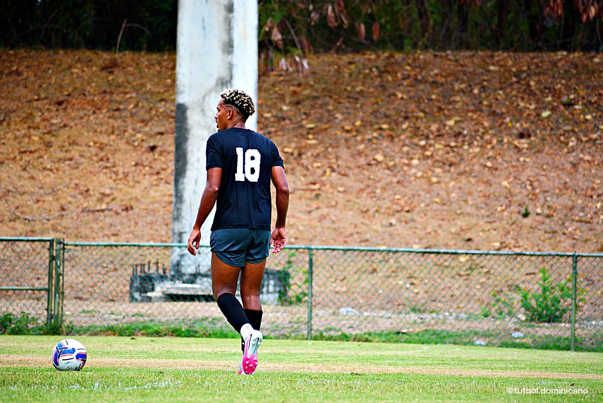 DelfinesVsJarabacoa-futboldominicano.com7K1_0197